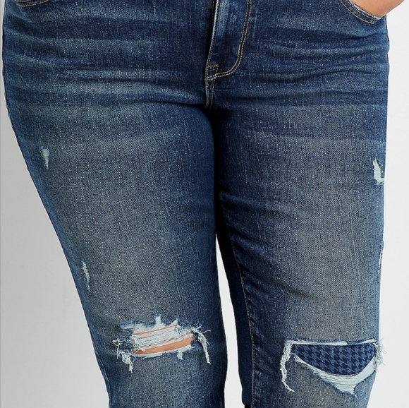🎉HOST PICK🎉 Maurices  Houndstooth Backed Destructed Jegging - Picture 3 of 5